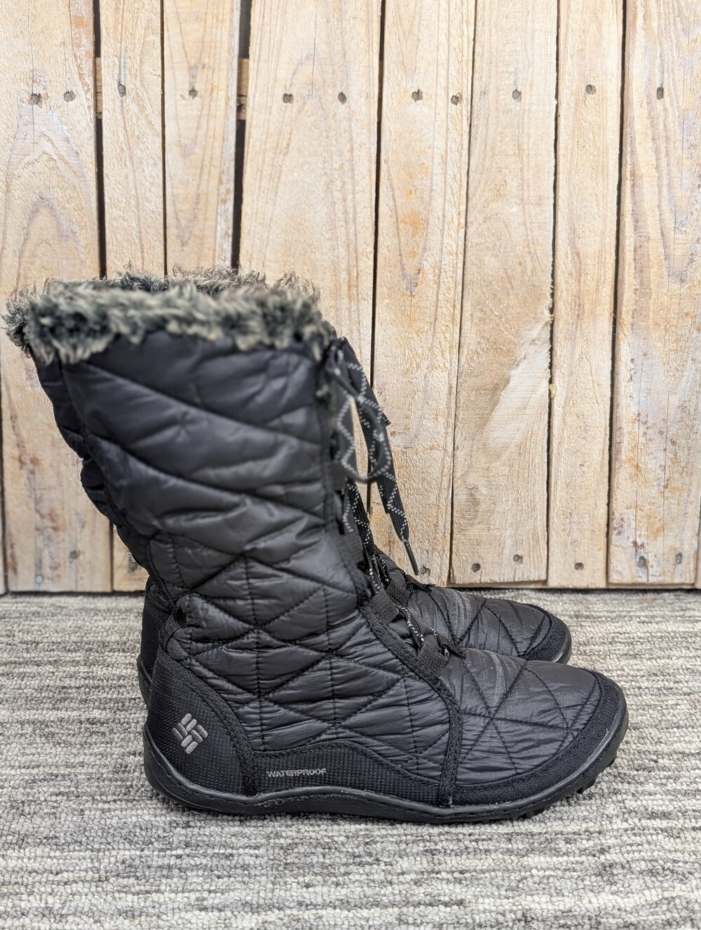 Columbia: Women's Minx Mid II Omni-Heat Waterproof Winter Boots - Black - Size 7